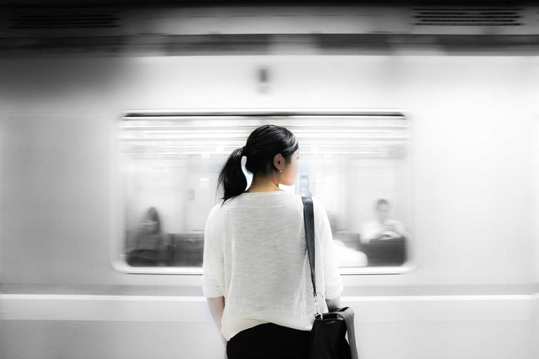 TikTok直播号买回来第1场直播怎么做?冷启动3小时SOP